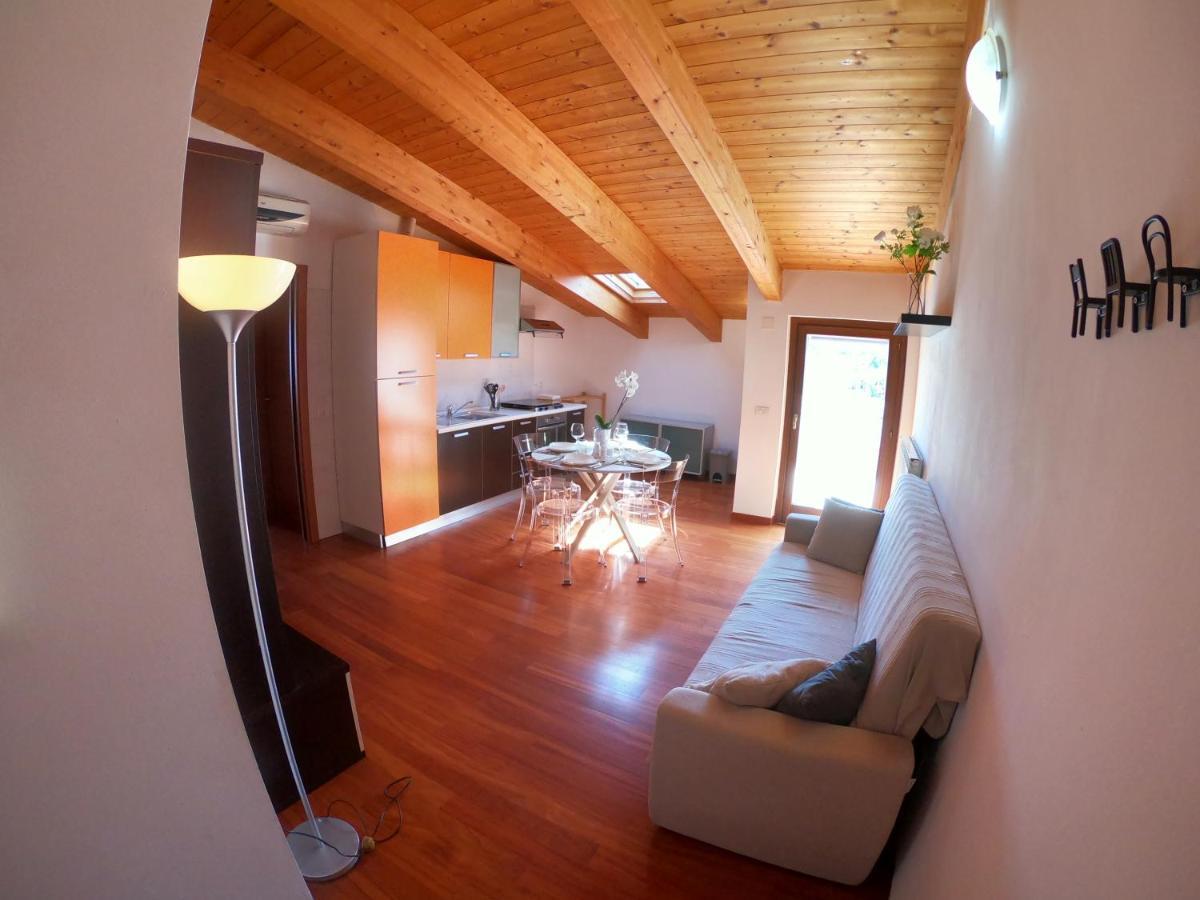 Attico Petfriendly Con Terrazzo, Via Del Borgo Apartment Montesilvano Ngoại thất bức ảnh