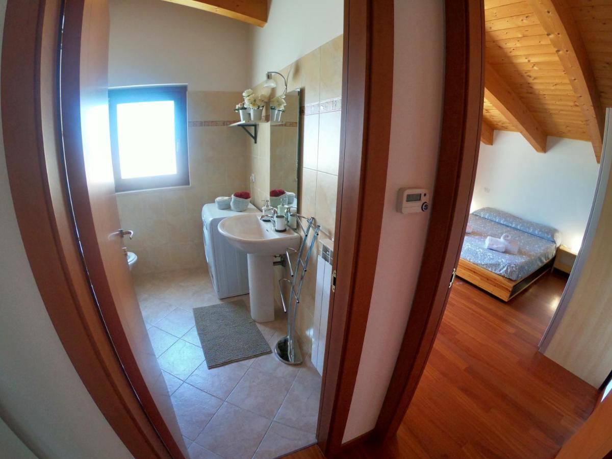 Attico Petfriendly Con Terrazzo, Via Del Borgo Apartment Montesilvano Ngoại thất bức ảnh